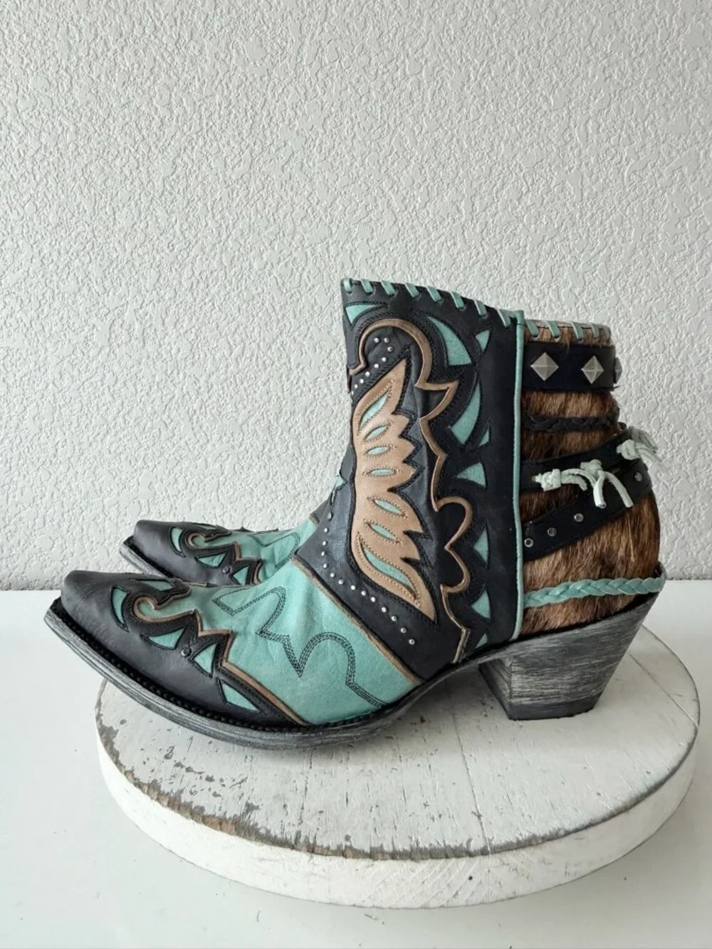 Old Gringo EAGLE FLIGHT Short Cowboy Boots Black Turquoise Womens 11 Snip Toe